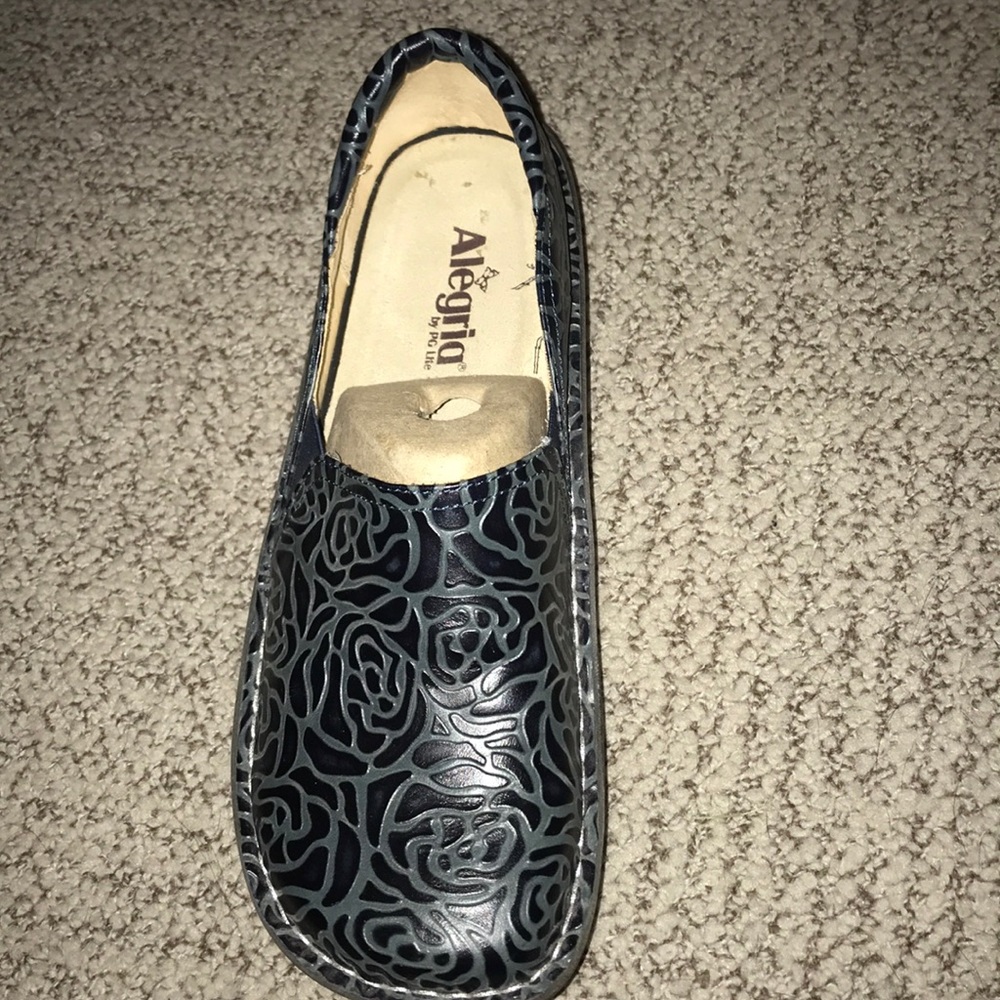 Alegria navy leather embossed rose, size 42